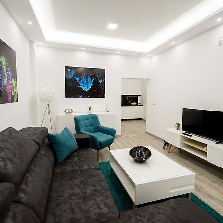 Centar Lux Apartment Arandjelovac Luaran gambar