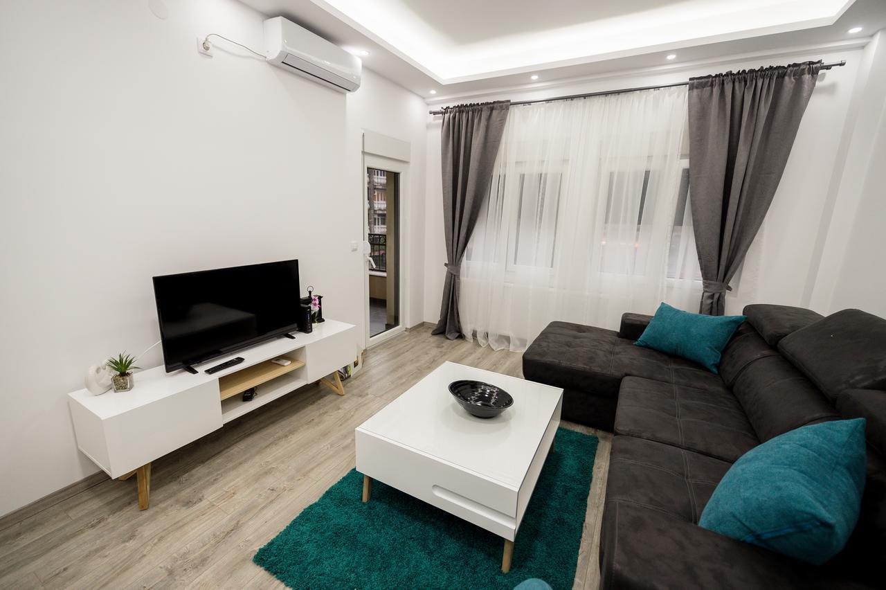 Centar Lux Apartment Arandjelovac Luaran gambar