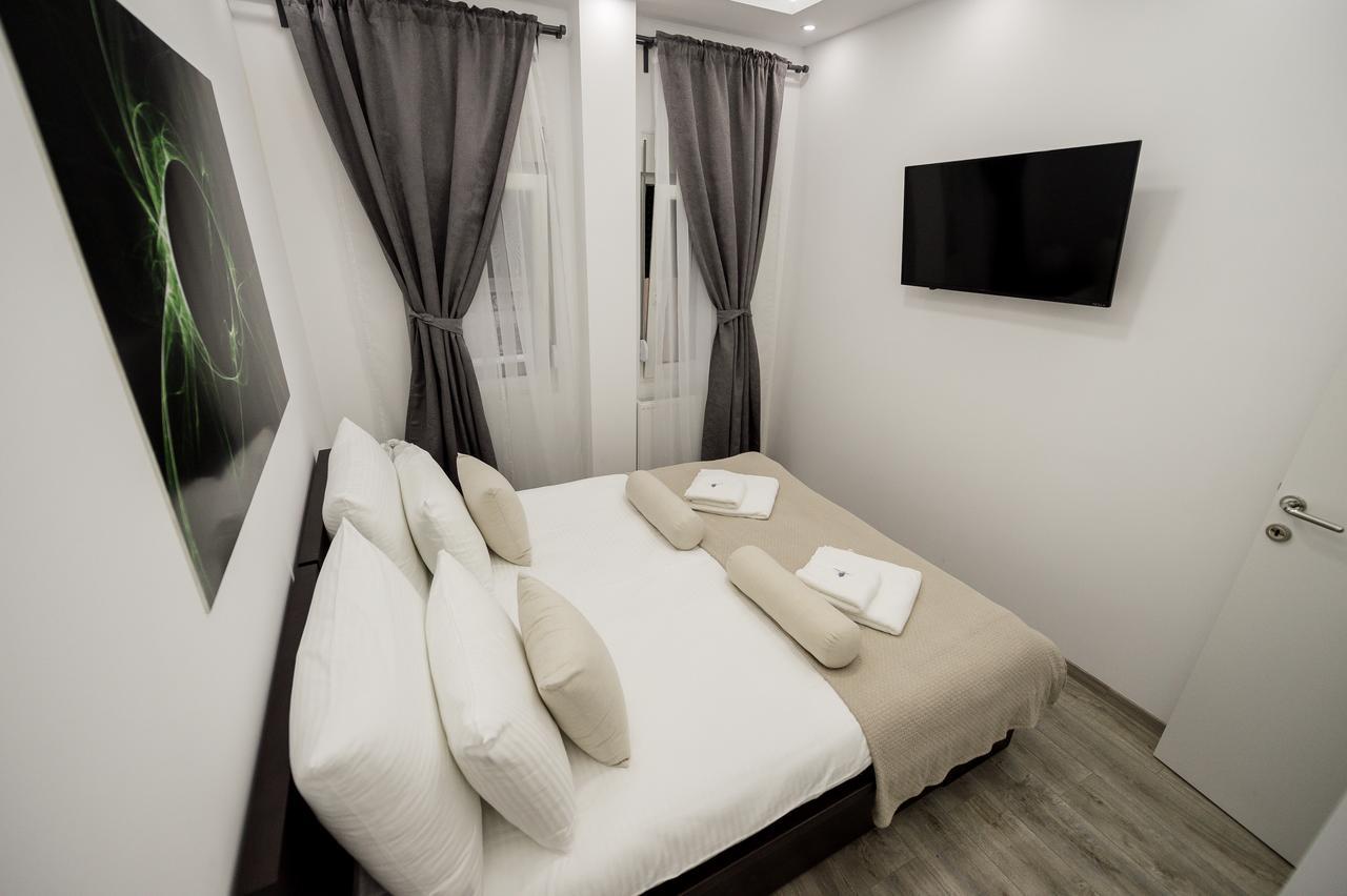 Centar Lux Apartment Arandjelovac Luaran gambar
