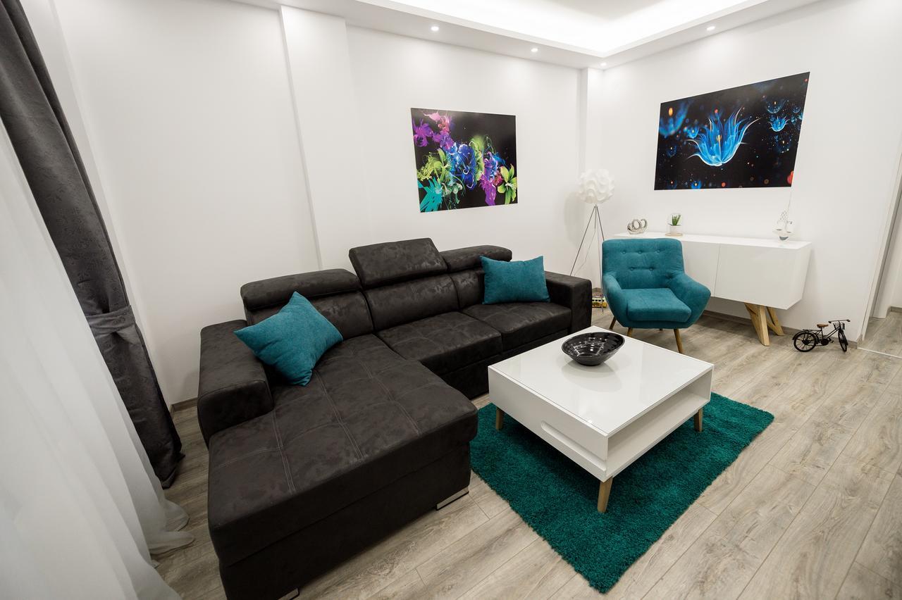 Centar Lux Apartment Arandjelovac Luaran gambar